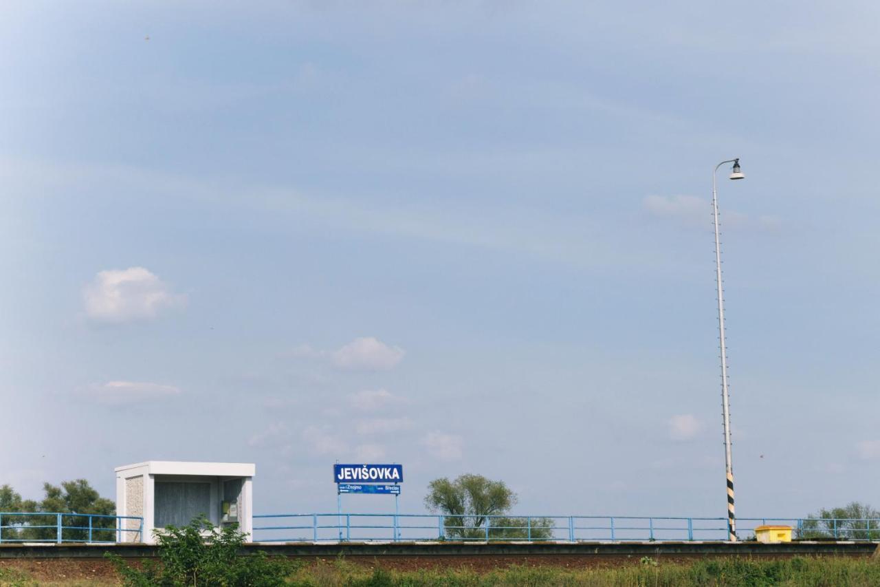 Ubytovani Na Sklipku Jevisovka Exterior photo
